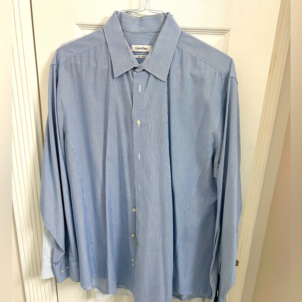 Calvin Klein men’s Dress shirt